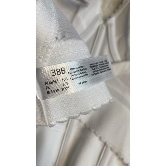 Dominique Strapless Backless Bra - Picture 5 of 9